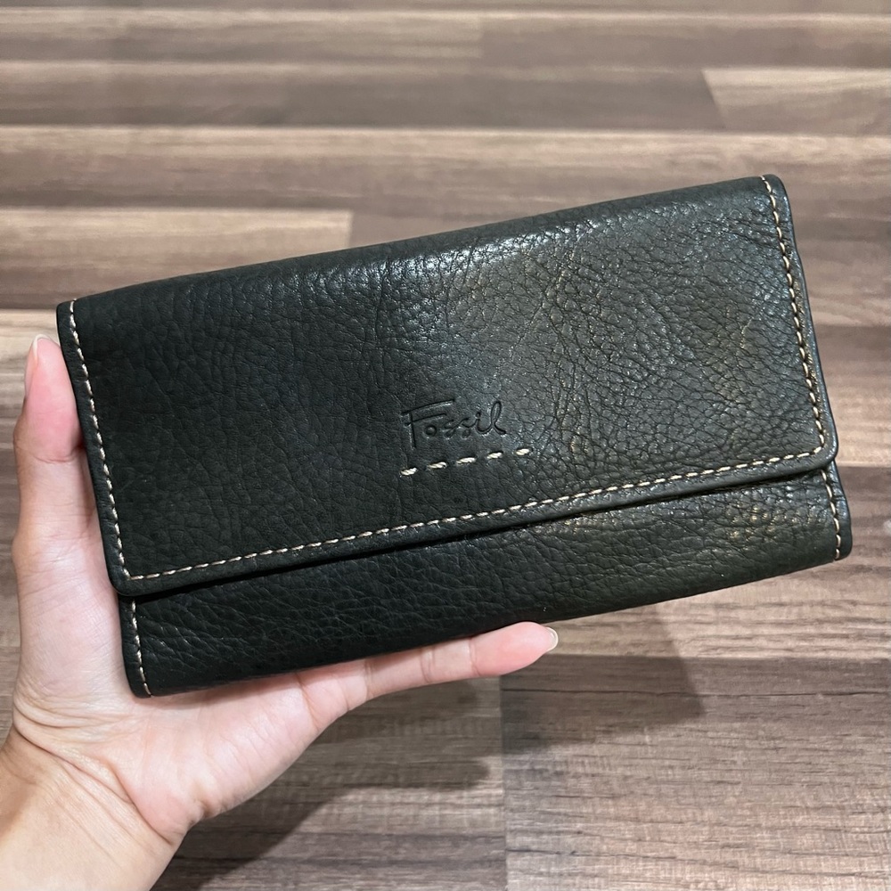 ❤️BUY 2 GET 1 FREE❤️ Fossil Trifold Vintage Popstitch Black Soft Leather Wallet